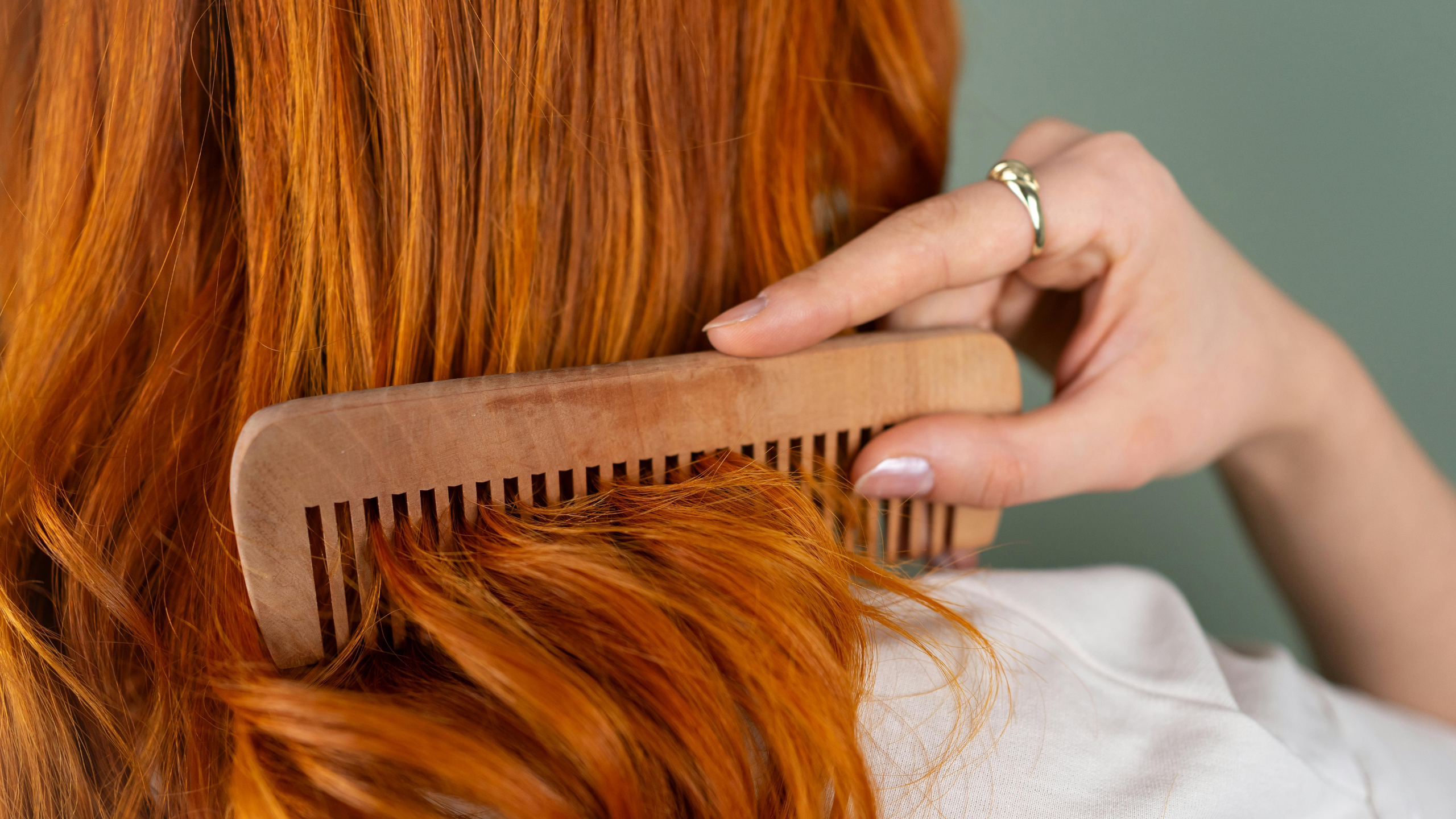 Is Hard Water Damaging Your Hair? The Science Behind Mineral Build-Up